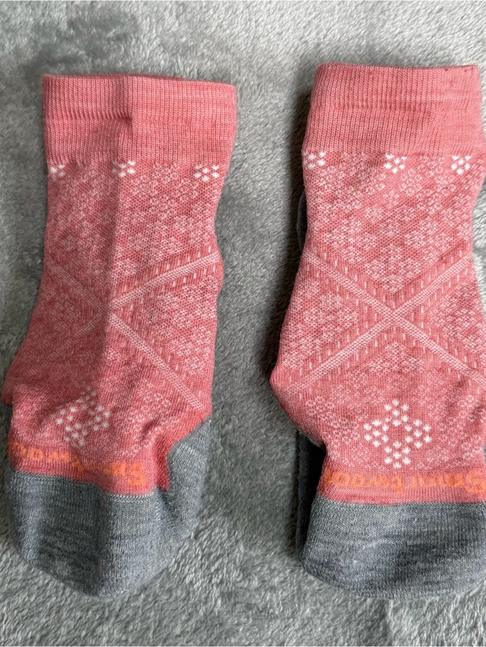 Smartwool Women’s Coral Gray Merino Wool Hiking Ankle Socks Outdoor